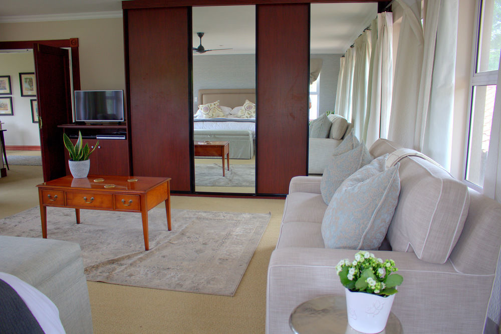 Wild Olive Executive Suite Johannesburg Exterior photo