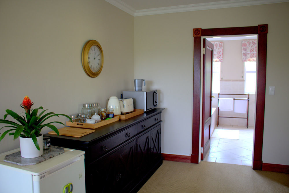 Wild Olive Executive Suite Johannesburg Exterior photo
